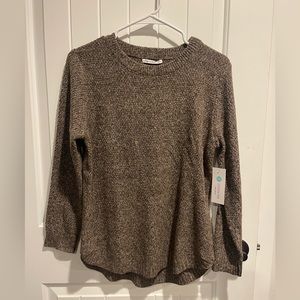 Size large petite. Pullover sweater. Brown.